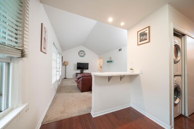 721 Whitcomb St unit A, Kalamazoo, MI 49008 - photo 5