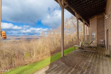 512 Wood View Ct, Kingsport, TN 37664 - photo 5