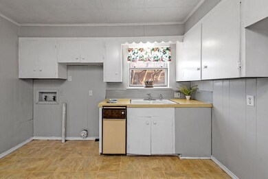 101 E Russell Ave, Bonham, TX 75418 - photo 6