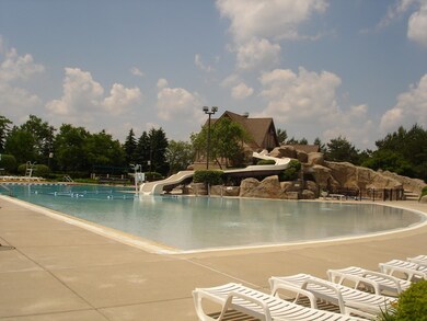 1352 Saxon Ln, Naperville, IL 60564 - photo 2