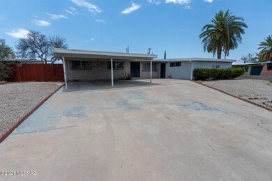 Spacious lot and plenty of parking!