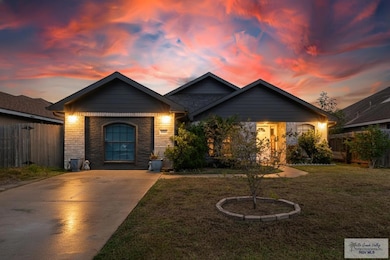 530 Windwood Way, Brownsville, TX 78526 - photo 2