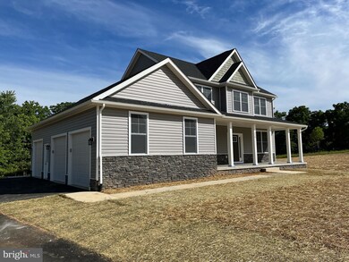 320 Chalcedony Dr, Martinsburg, WV 25404 - photo 4