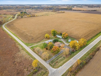 5070 N Pecatonica Rd, Pecatonica, IL 61063 - photo 6