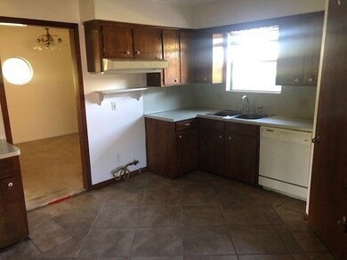 2874 County Road 936c, Alvin, TX 77511 - photo 5