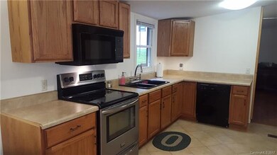 Kitchen is roomy.