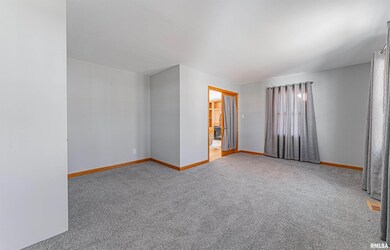 1216 Clinton St, Lincoln, IL 62656 - photo 7