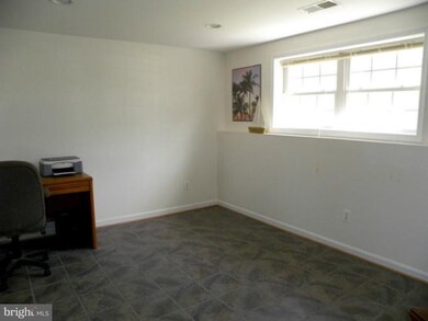 802 Decatur Rd, Stafford, VA 22554 - photo 7