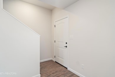 7306 Green Estates Way-5