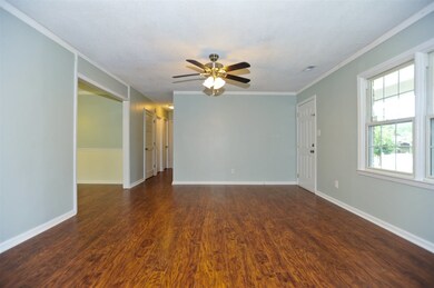 419 Regalwood Dr, Jacksonville, NC 28546 - photo 3