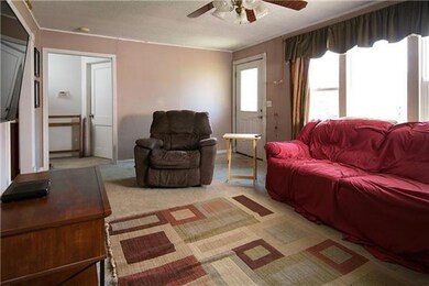 6001 Stearns St, Shawnee, KS 66203 - photo 4