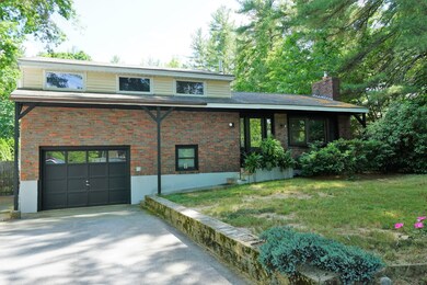 8 Shenandoah Ave, Londonderry, NH 03053 - photo 2