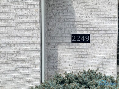 2249 Woods Edge