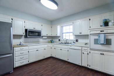 Great size, bright kitchen.