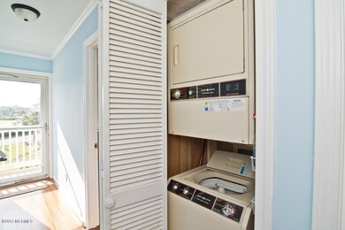Washer/dryer, A24