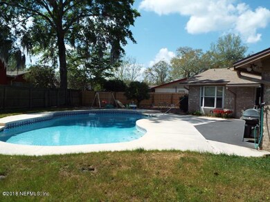 4658 Rhett Ct, Jacksonville, FL 32210 - photo 6