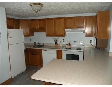 1373 Post Rd unit 7F, Wells, ME 04090 - photo 3