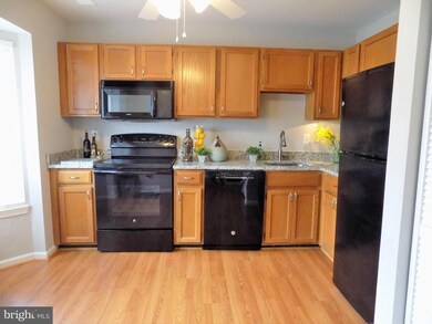 16219 Taconic Cir unit 69E, Dumfries, VA 22025 - photo 6