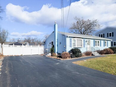 24 Waltham Dr, Nashua, NH 03060 - photo 2