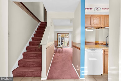 1458 Farmcrest Way, Silver Spring, MD 20905 - photo 5