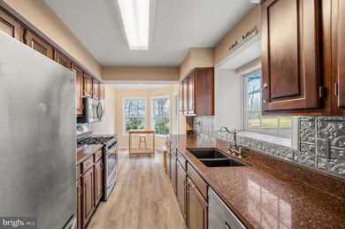 1501 Coventry Pointe Ln, Pottstown, PA 19465 - photo 4