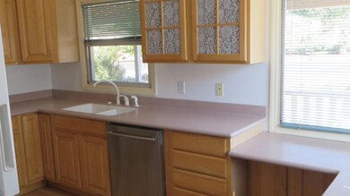 5040 Bryant Ave, Klamath Falls, OR 97603 - photo 6