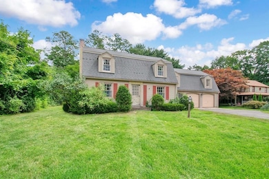 2017 Parker St, Springfield, MA 01128 - photo 2