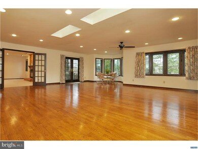 22 Robin Dr, Hockessin, DE 19707 - photo 2