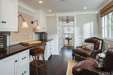 Office / Study / Den can be used for a multitude o