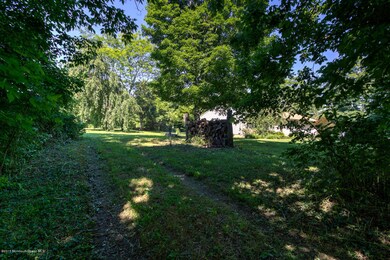 46 Hill Road Allentown NJ-large-009-Exte