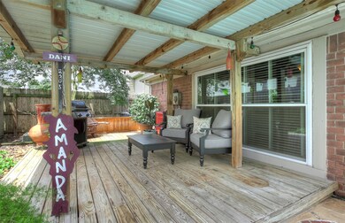 3908 Spring Forest Dr, Pearland, TX 77584 - photo 6