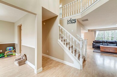 10371 Hillsborough Dr, Fishers, IN 46037 - photo 6