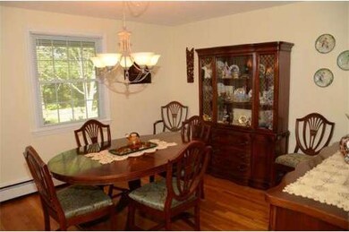 211 Crawford St, Northborough, MA 01532 - photo 4