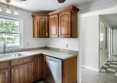 45 Ashmore Rd, Worcester, MA 01602 - photo 7