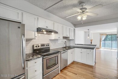 12 Glenville St unit 210, Greenwich, CT 06831 - photo 6