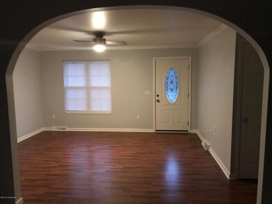 8313 Roseborough Rd, Louisville, KY 40228 - photo 4