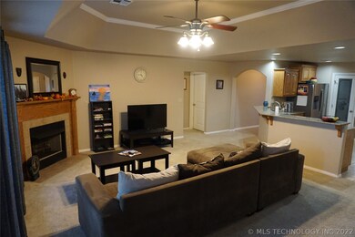 821 W 149th St S, Glenpool, OK 74033 - photo 6