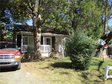 1237 E Twenty-First St, Winston-Salem, NC 27105 - photo 2