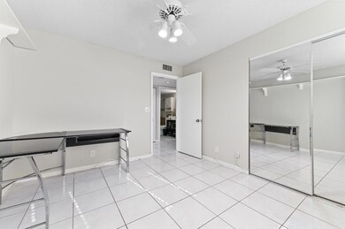 15451 Pembridge Dr unit 207, Delray Beach, FL 33484 - photo 6