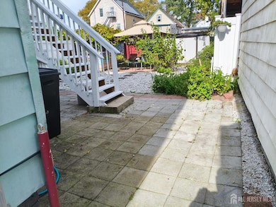 168 Lynd St, Perth Amboy, NJ 08861 - photo 4