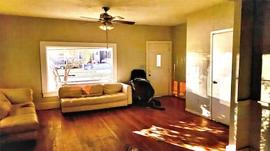 740 W College St, Stephenville, TX 76401 - photo 7