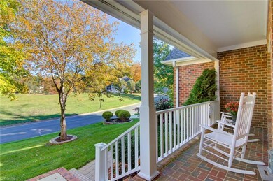 ROCKING CHAIR FRONT PORCH