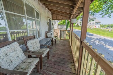 5942 Kings Hwy S, Zionsville, PA 18092 - photo 4