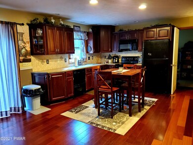 133 Surrey Dr, Blooming Grove Township, PA 18428 - photo 4