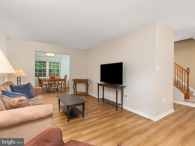 2272 Gunsmith Square, Reston, VA 20191 - photo 4