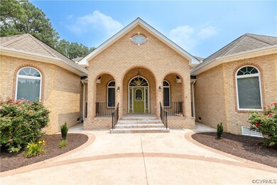 9017 Hollywood Dr, Disputanta, VA 23842 - photo 2