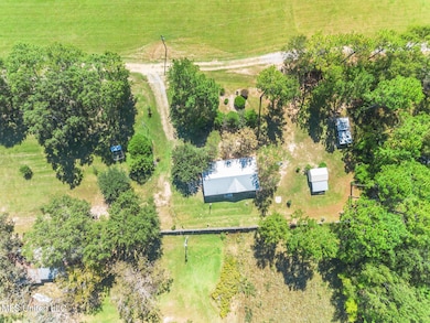 1049 Carnes Rd, Wiggins, MS 39577 - photo 6