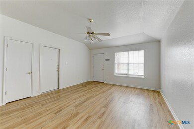 605 Bermuda unit A, Copperas Cove, TX 76522 - photo 4