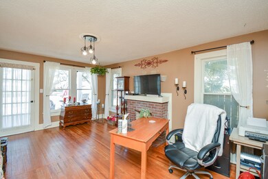 2517 Avenue I, Bay City, TX 77414 - photo 7