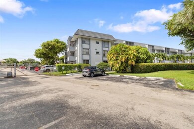 6705 NW 169th St unit C206, Hialeah, FL 33015 - photo 2